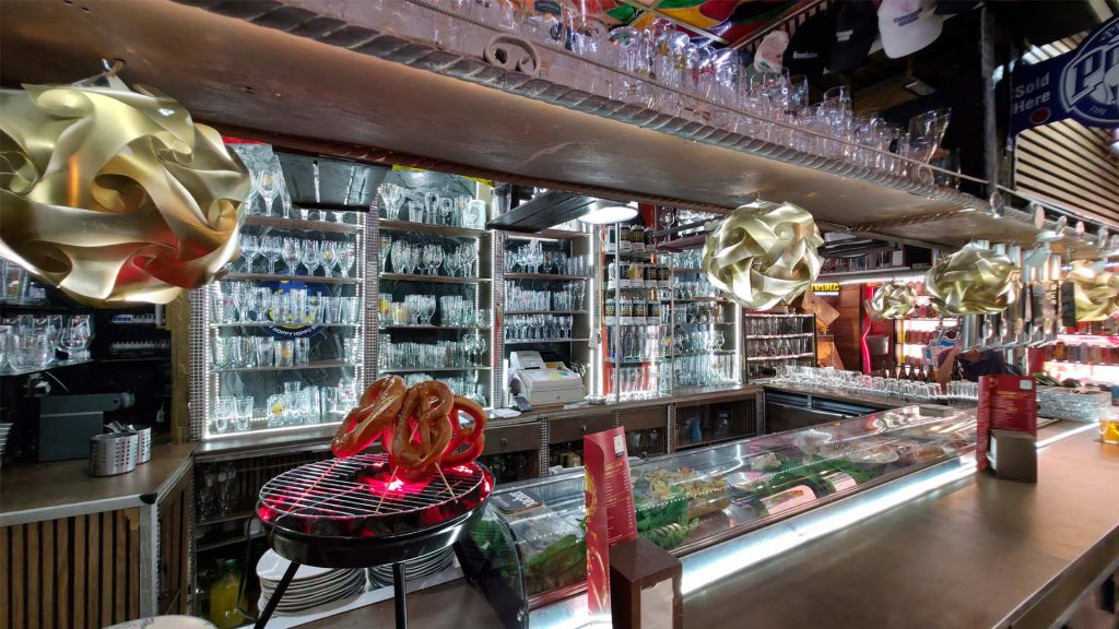 Cervecería Polar Bar