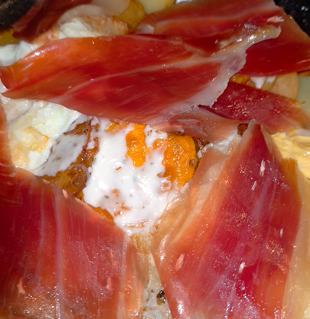 Huevos estrellados con Jamón